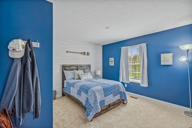 3163 Autumn Applause Drive, Lewis Center, OH 43035