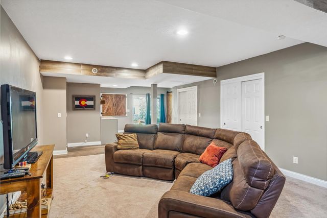 3163 Autumn Applause Drive, Lewis Center, OH 43035