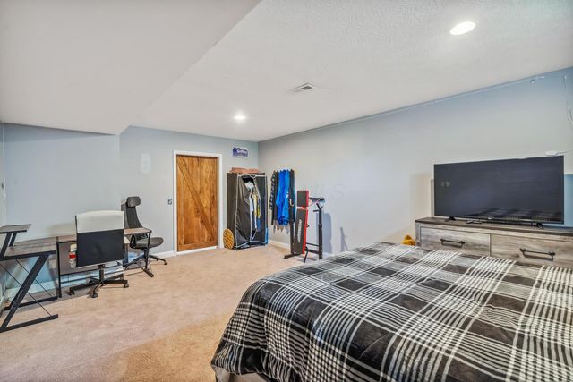3163 Autumn Applause Drive, Lewis Center, OH 43035