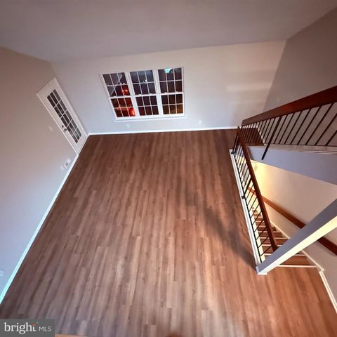 244 EVERLY CT, Mount Laurel, NJ 08054