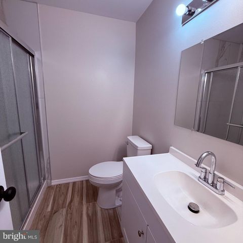 244 EVERLY CT, Mount Laurel, NJ 08054