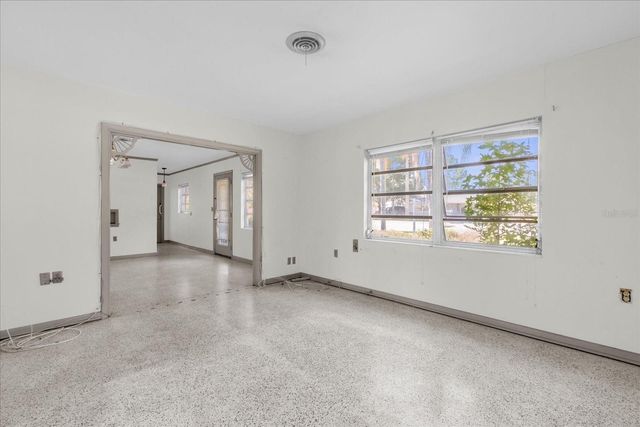 5434 SE COUNTY HIGHWAY 484, Belleview, FL 34420