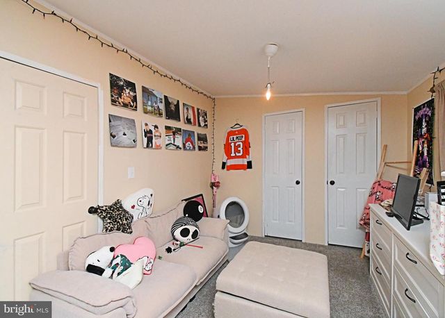 156 VAUX DR, Doylestown, PA 18901
