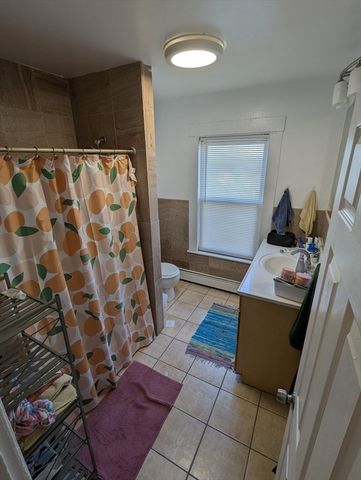 14 Market St 2, Cambridge, MA 02139