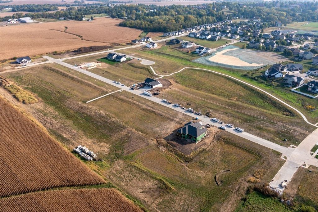 1705 3rd Street SW, Mt Vernon, IA 52314