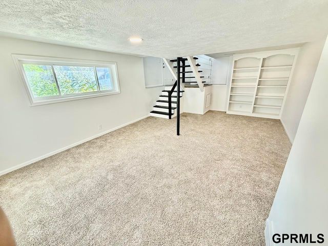 7106 S 145th Street, Omaha, NE 68138