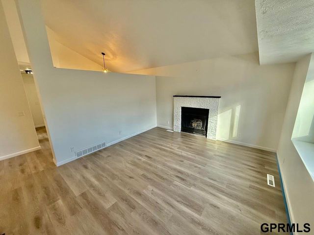 7106 S 145th Street, Omaha, NE 68138