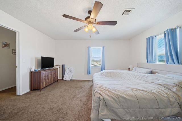 14768 S Yukon Avenue, Glenpool, OK 74033