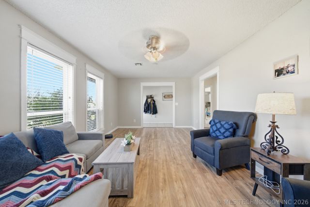 14768 S Yukon Avenue, Glenpool, OK 74033