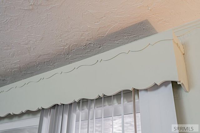 2955 S Central Avenue, Ammon, ID 83402