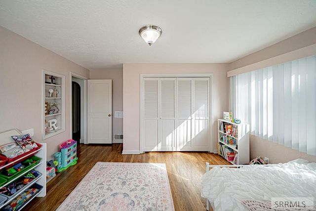 2955 S Central Avenue, Ammon, ID 83402