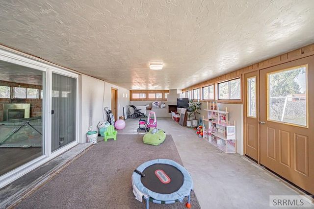 2955 S Central Avenue, Ammon, ID 83402