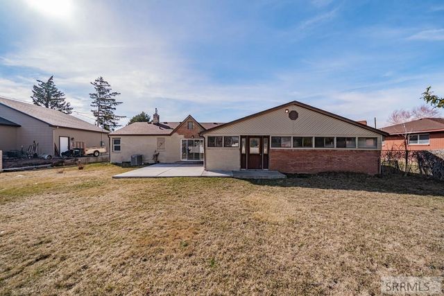 2955 S Central Avenue, Ammon, ID 83402