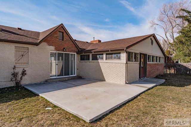 2955 S Central Avenue, Ammon, ID 83402