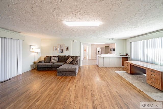 2955 S Central Avenue, Ammon, ID 83402