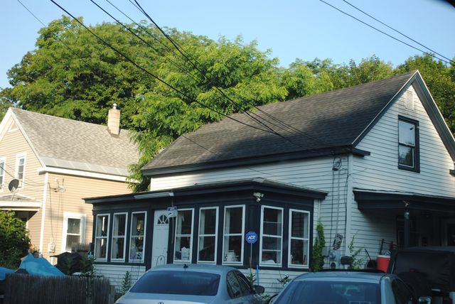 21 Maple Street, Rochester, NH 03867
