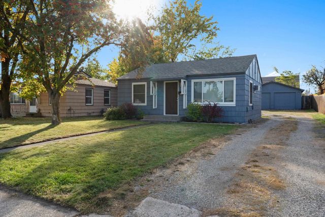 5515 N Cochran St, Spokane, WA 99205