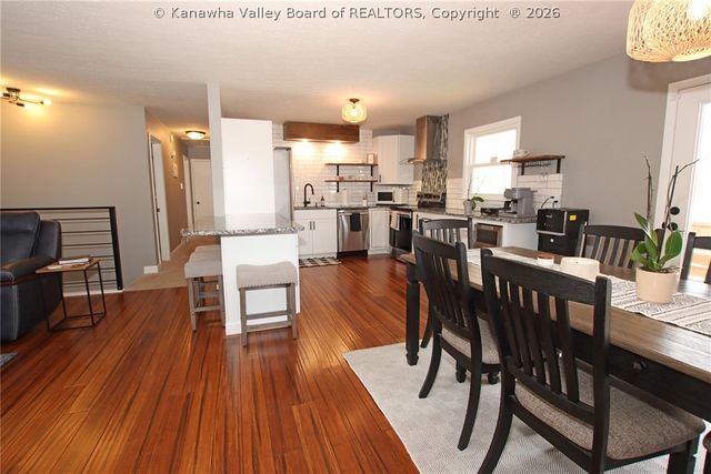 13 Elwood Drive, Huntington, WV 25705