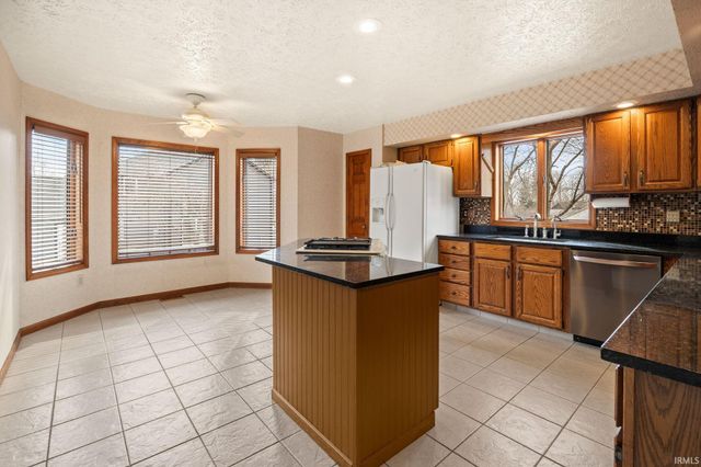 1332 King Arthur Drive, Lafayette, IN 47905