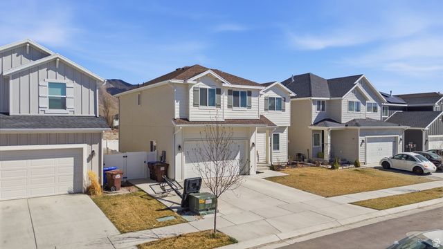 3784 N DORIS LOOP RD, Eagle Mountain, UT 84005