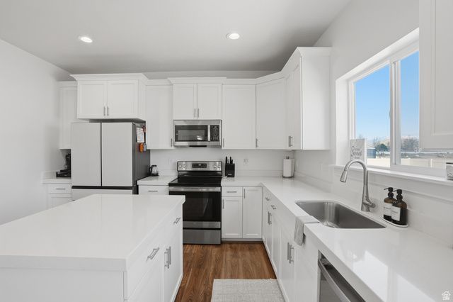 3784 N DORIS LOOP RD, Eagle Mountain, UT 84005