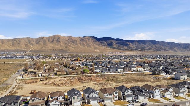 3784 N DORIS LOOP RD, Eagle Mountain, UT 84005