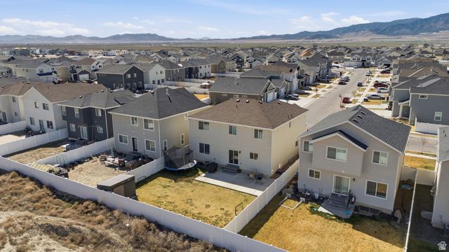 3784 N DORIS LOOP RD, Eagle Mountain, UT 84005