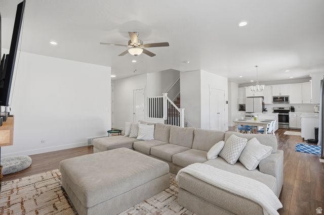 3784 N DORIS LOOP RD, Eagle Mountain, UT 84005