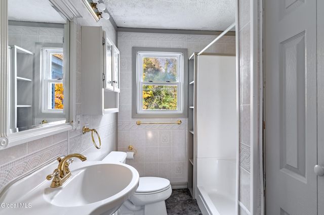 19 St Joseph Street, Colonie, NY 12303