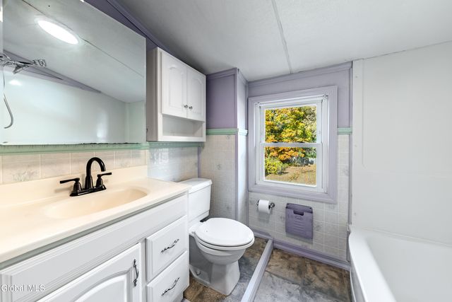 19 St Joseph Street, Colonie, NY 12303