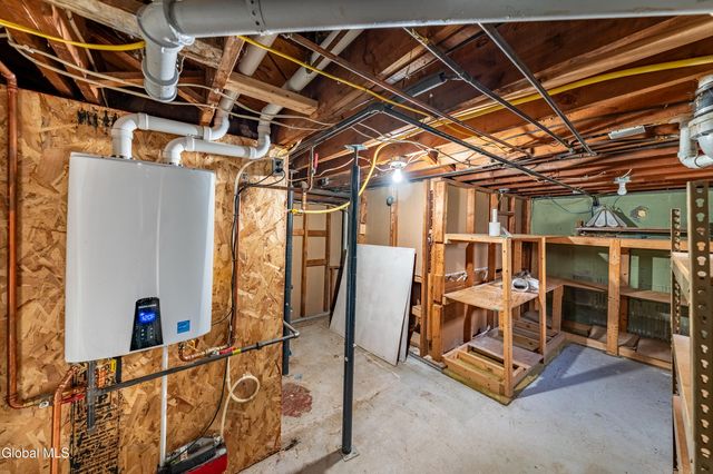 19 St Joseph Street, Colonie, NY 12303