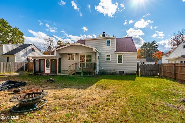 19 St Joseph Street, Colonie, NY 12303