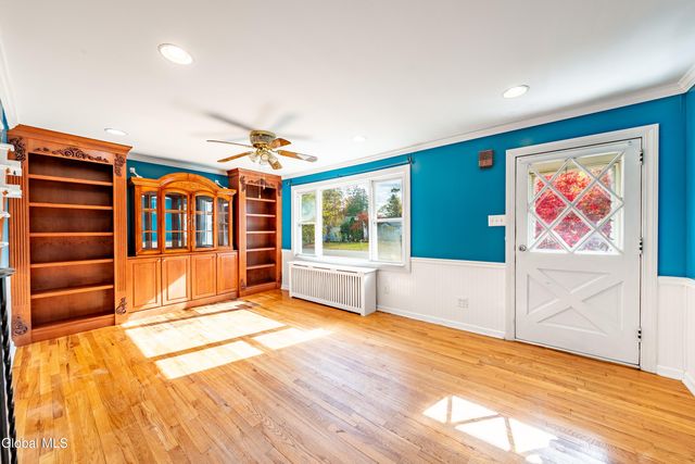 19 St Joseph Street, Colonie, NY 12303