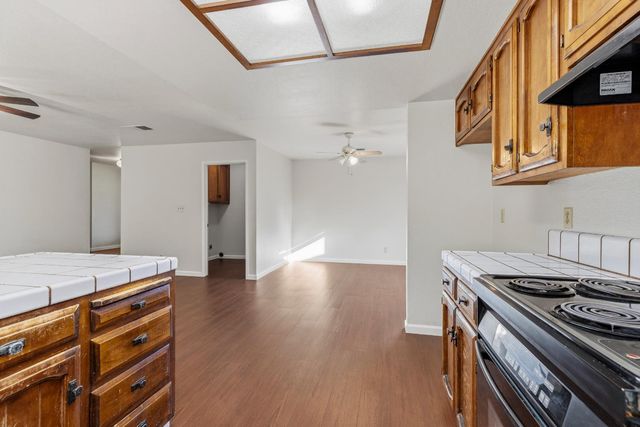 2812 Roswell Way, Ceres, CA 95307