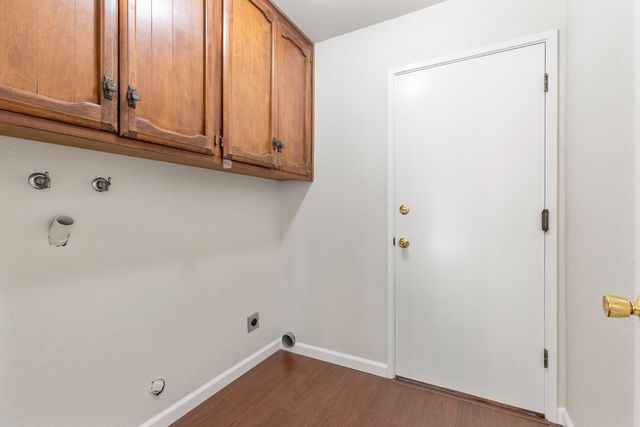 2812 Roswell Way, Ceres, CA 95307