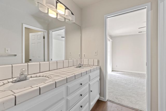 2812 Roswell Way, Ceres, CA 95307