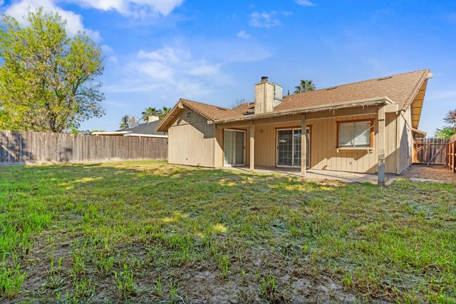 2812 Roswell Way, Ceres, CA 95307