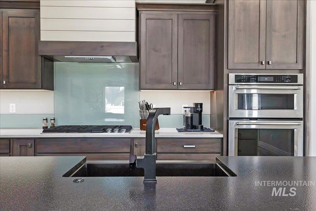 2971 Sunlight Rd, Twin Falls, ID 83301
