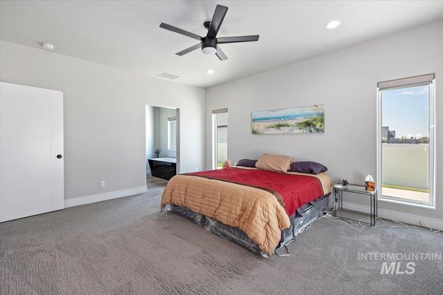 2971 Sunlight Rd, Twin Falls, ID 83301