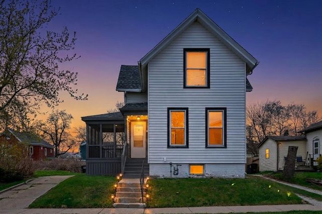 1220 N Wisconsin STREET, Racine, WI 53402