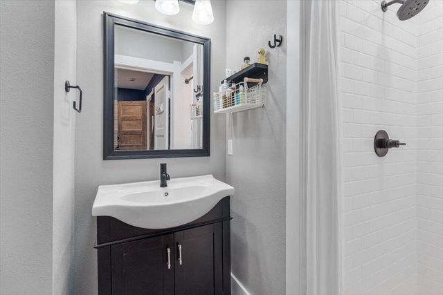 1702 Cass STREET, La Crosse, WI 54601