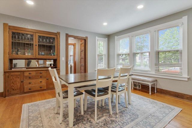 1702 Cass STREET, La Crosse, WI 54601