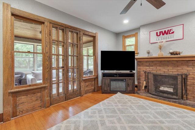 1702 Cass STREET, La Crosse, WI 54601