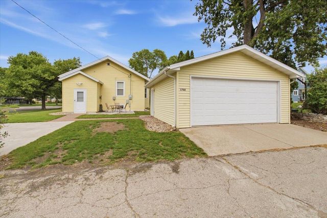 1702 Cass STREET, La Crosse, WI 54601