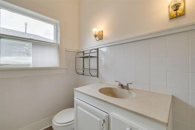 1946 NW 15th Street, Oklahoma City, OK 73106