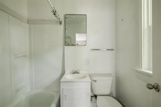 1946 NW 15th Street, Oklahoma City, OK 73106