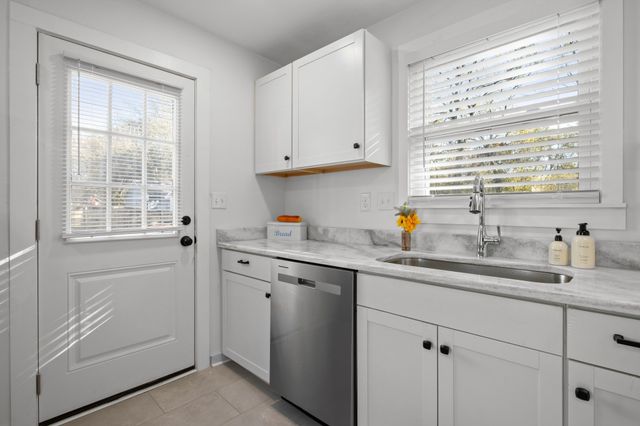 64 Creighton Ave, Nashville, TN 37206