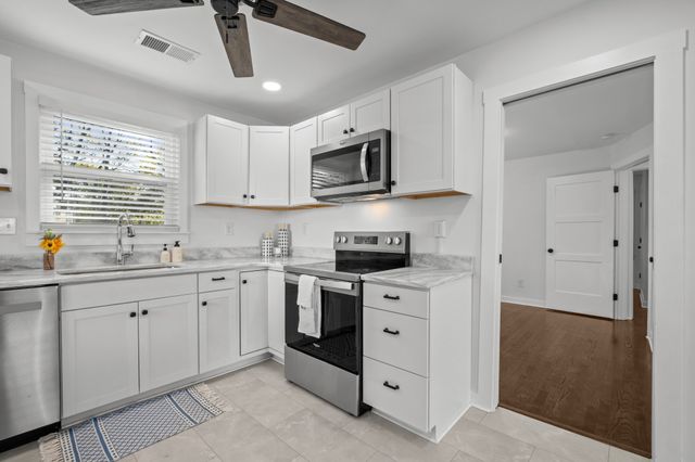 64 Creighton Ave, Nashville, TN 37206