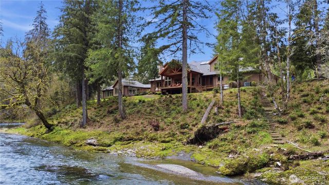 125 Royal Coachman Lane, Kalama, WA 98625