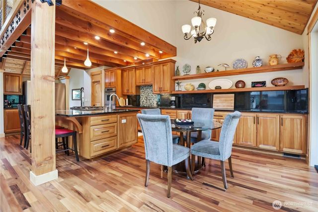 125 Royal Coachman Lane, Kalama, WA 98625